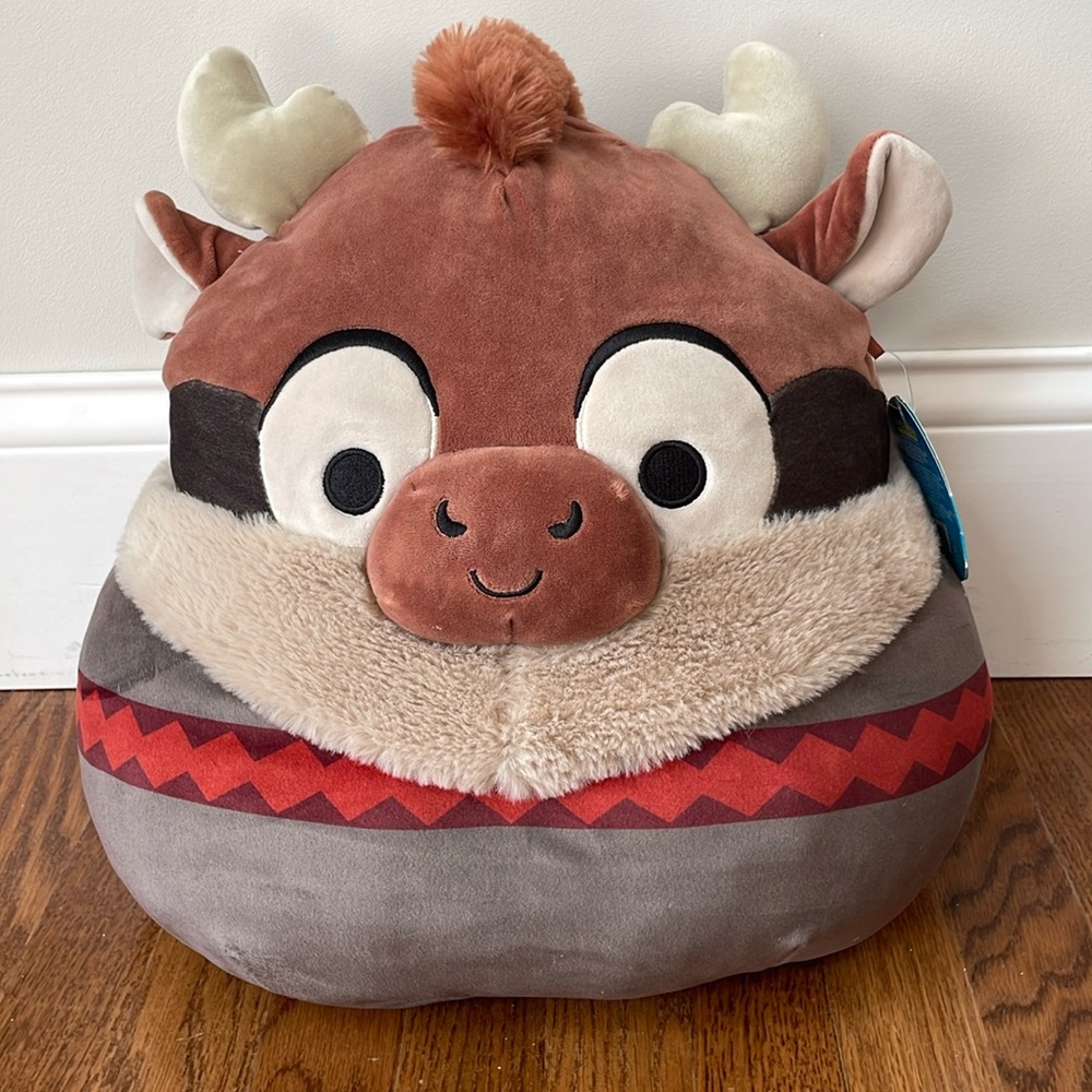 Sven Squishmallow